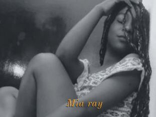 Mia_ray
