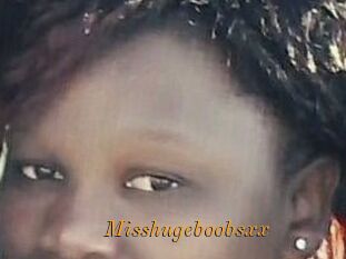 Misshugeboobsxx