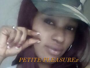 PETITE_PLEASUREx